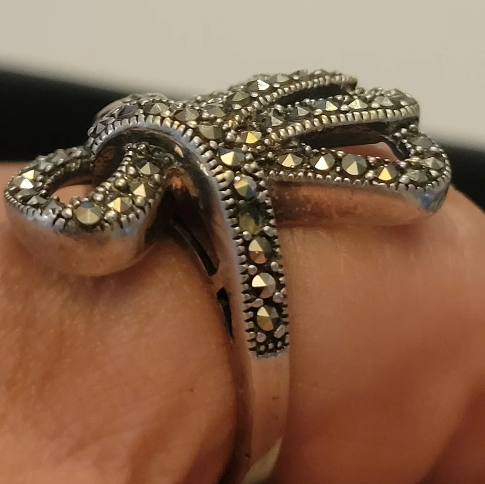 926 Silver Marcasite Ring Thialand Sz 7 - Picture 4 of 5